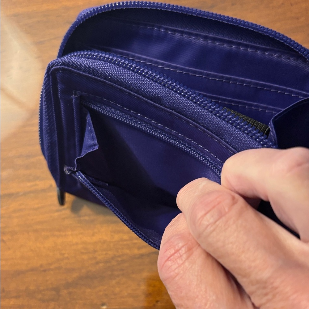 Big Skinny Lynx Purple Key & Card Holder - Picture 6 of 7